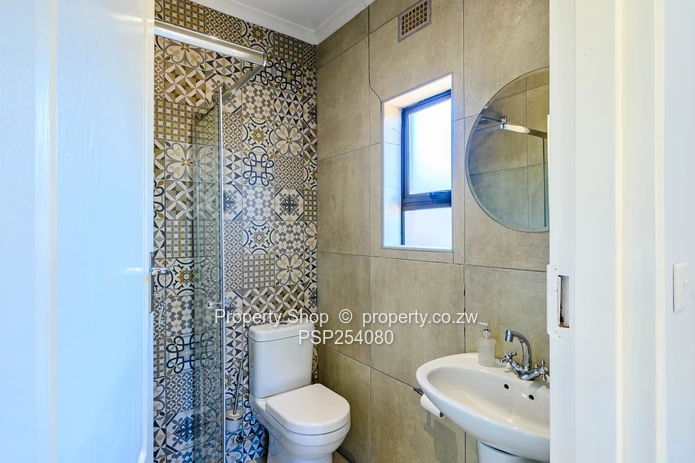 Chisipite 3-Bed Home with Sunroom, Garage & Solar
