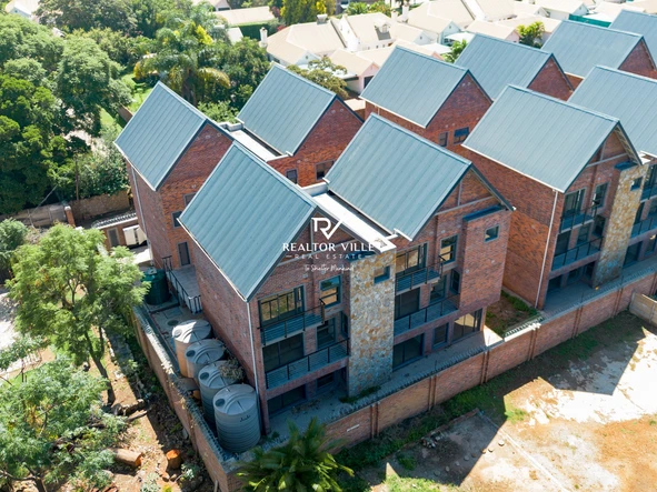 3 Bedroom Flat & Apartment