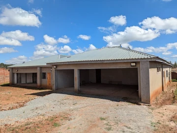 6 Bedroom House