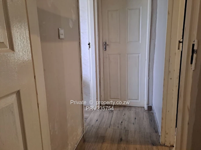 House to let (Sole Mandate)