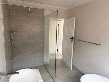 3 Bedroom Garden Flat