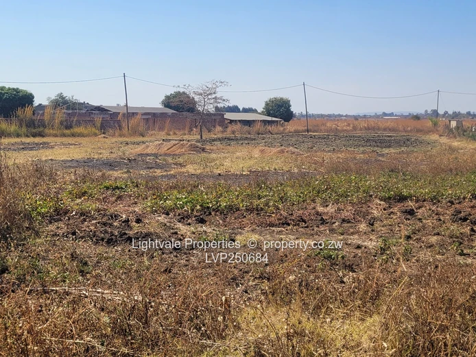 Sunlit 4,814m² Stand in Knowe – Tarred Roads & Water (Sole Mandate)