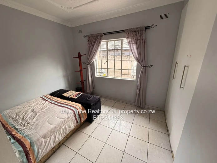 House for rent in Waterfalls 