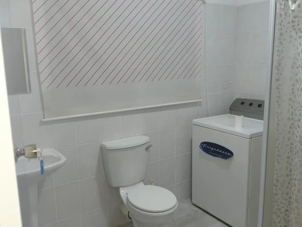 3 Bedroom Flat & Apartment