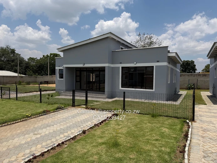 Hatfield modern complex with 6 units,borehole and swimming pool