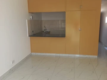 Flat & Apartment