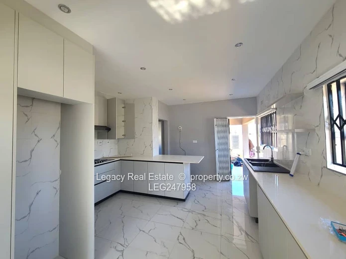 Prime Bluffhill Westgate Rental Opportunity,Stylish And Secure Home For Rent In Bluffhill