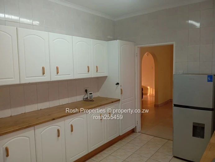 **3-Bedroom Garden Flat for Sale in Greendale North! **
