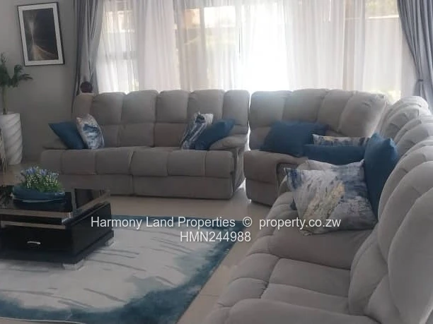 Beautiful 4 bedroomed house to let in Belvedere