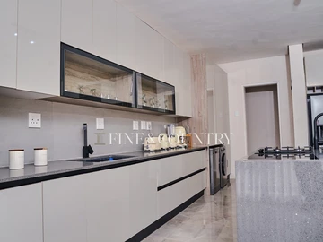 3 Bedroom Townhouse Complex