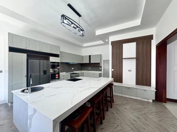 2 Unit Townhouse Complex