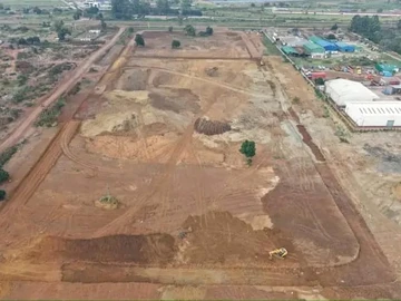 Commercial & Industrial Land