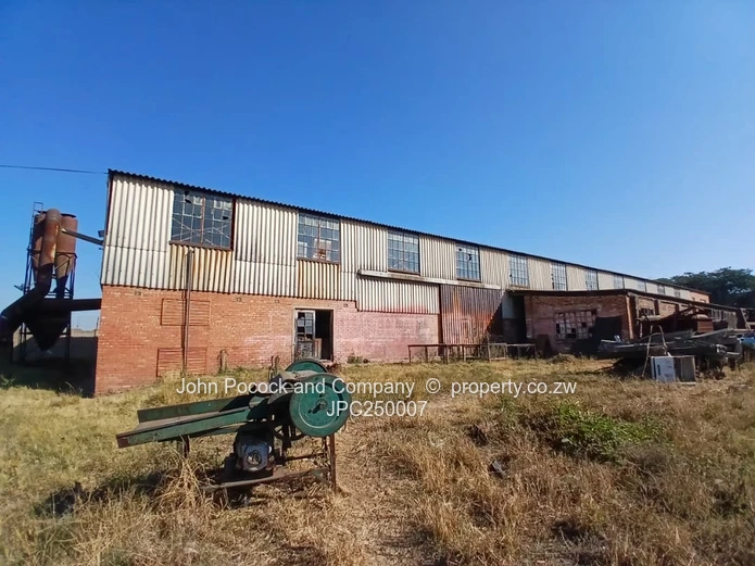 Prime Property in Steeldale - Office, Warehouse, and Workshop Space!