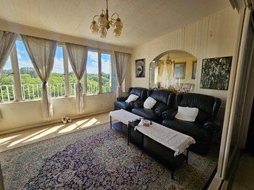 3 Bedroom Flat & Apartment