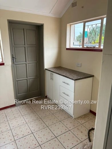 3-Bed Mabereign Haig Park 