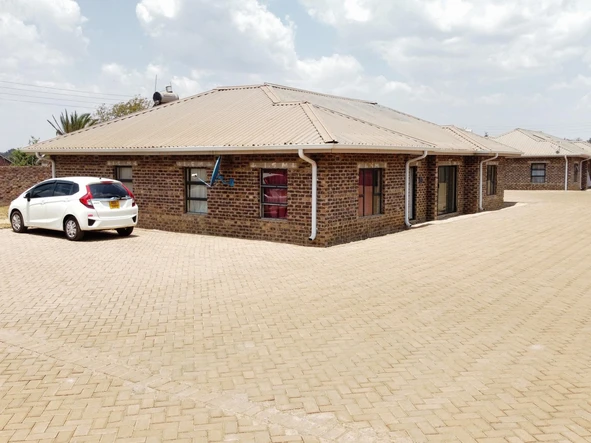 3 Bedroom Flat & Apartment