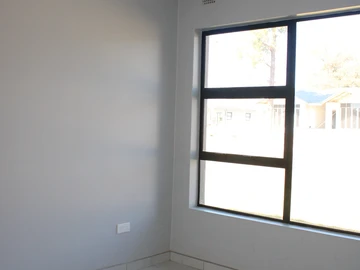 4 Bedroom Garden Flat