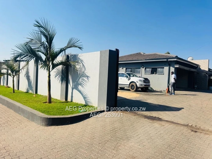 House For Sale In CHISHAWASHA 
