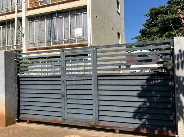 Flat & Apartment