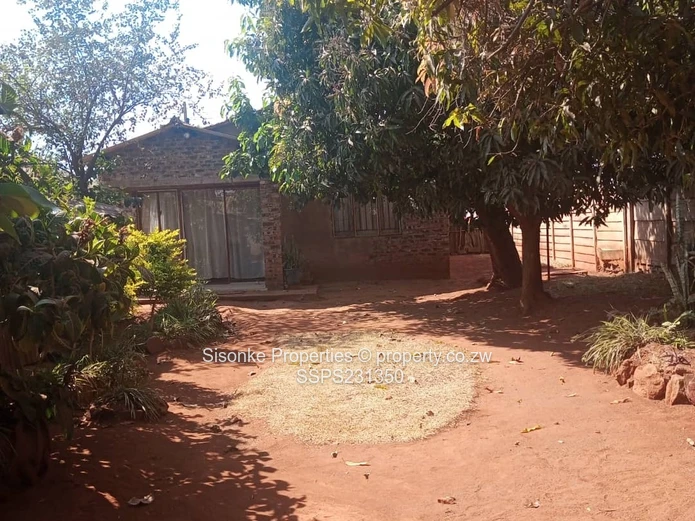 4 bedroomed house for sale in Warren Park 1