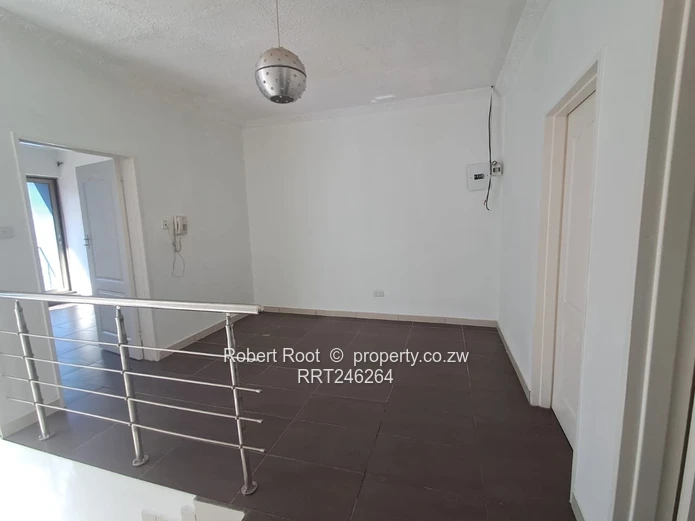Spacious 3 bed duplex townhouse