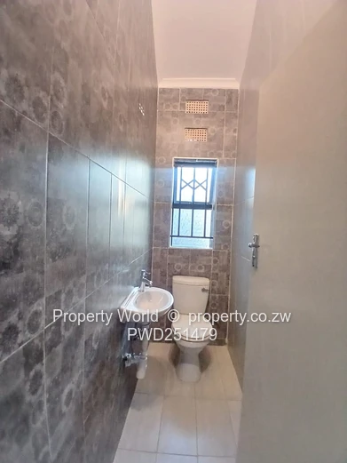 3 Bedroom House to Rent in Avondale West