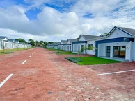 Discover Modern Real Estate Excellence at PARWIZI ON 183 SMUTS – A Stunning 3-Bedroom Cluster Home 