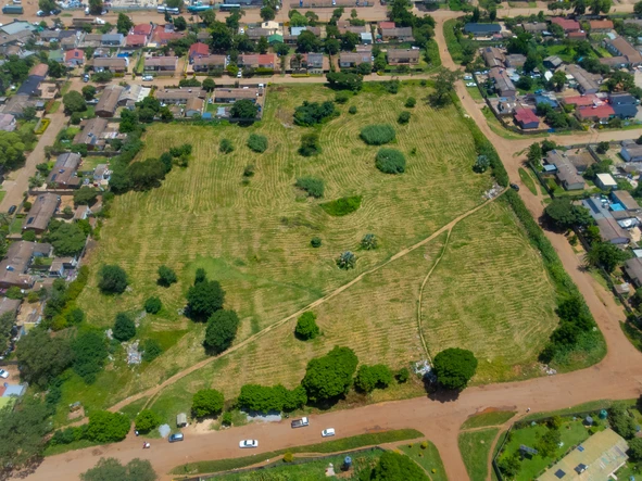 Commercial & Industrial Land