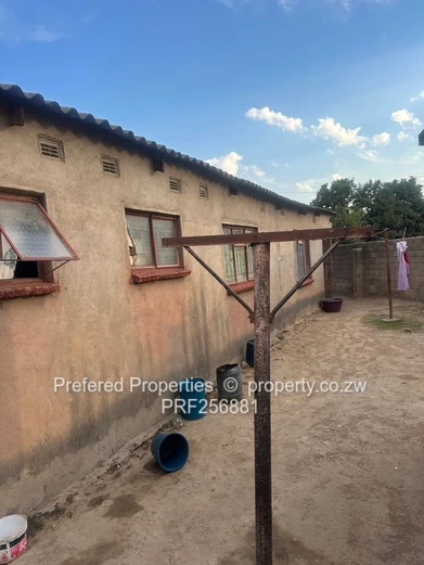 Affordable 3-Bed Home in Zengeza — 200sqm, Good ZESA (Sole Mandate)