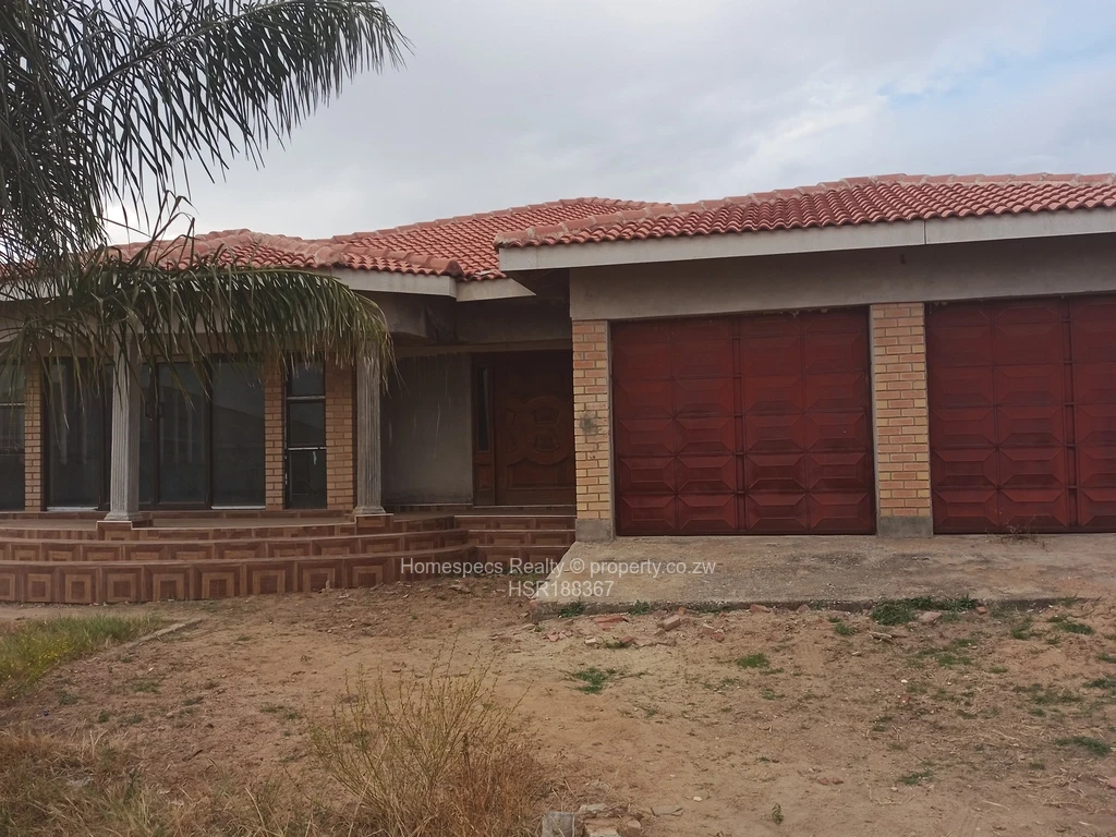 5 Bed Houses for Sale in Damofalls HSR188367