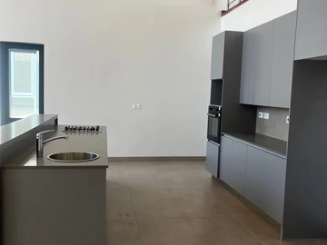 4 Bedroom Garden Flat