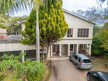 5 Bedroom House