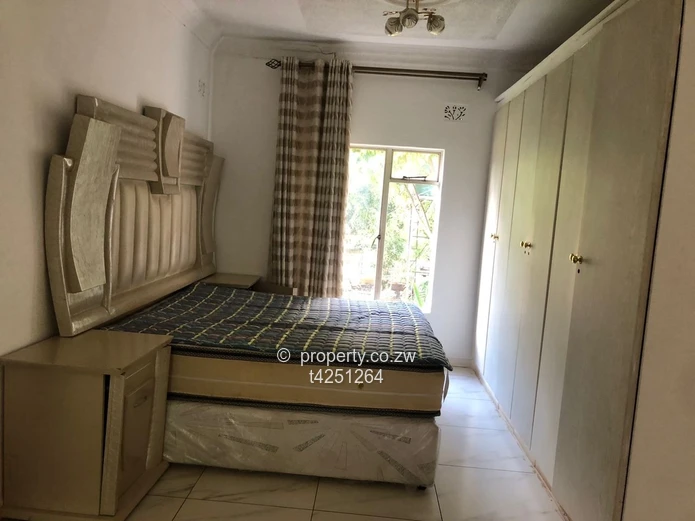 Borrowdale west fully furnished house to rent 