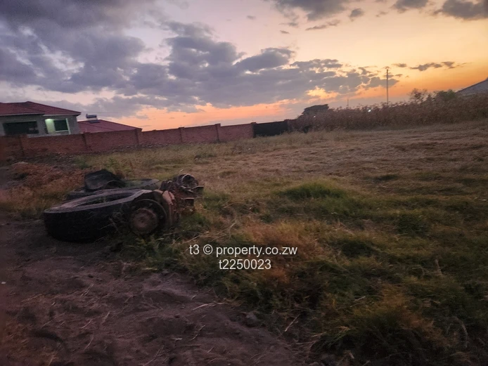 Residential Stand with Cottage for Sale in Sunway City, Harare East