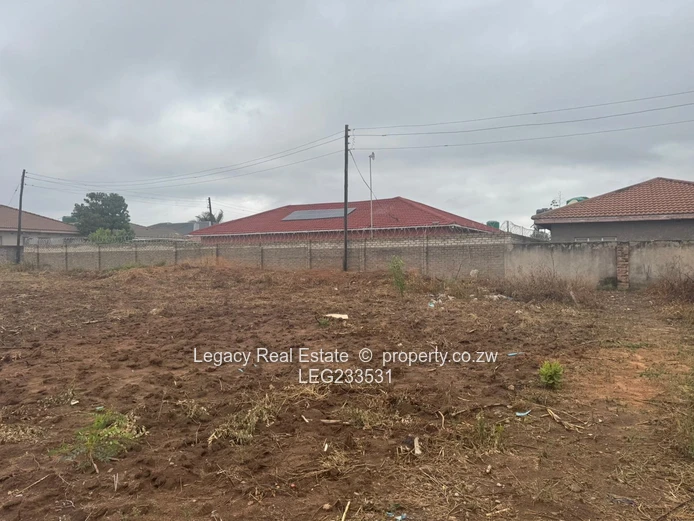 Affordable Stands with Deeds in Damofalls