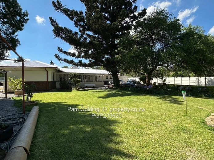 Timeless Family Living In Hillcrest