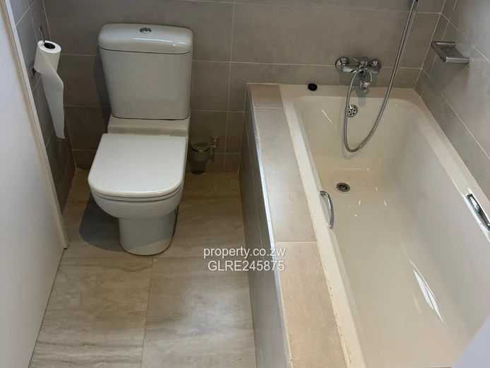 Mabvazuva: Modern 3-Bed Home with Borehole & Paved Yard