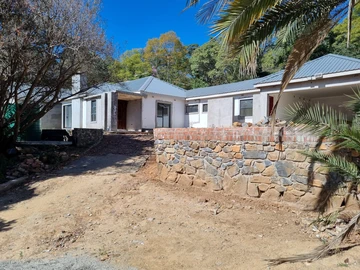 Unlock The Potential of this Greystone Park Gem!