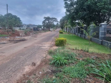 Stands & Residential Land