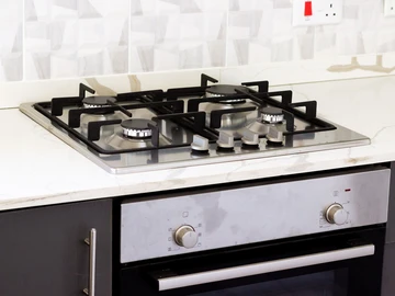 3 Bedroom Flat & Apartment