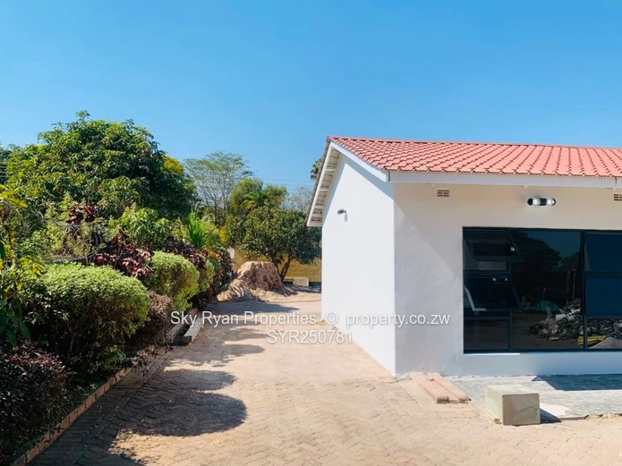Avondale West House For Sale
