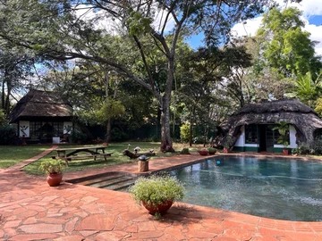 fully furnished Cottage immediately available 