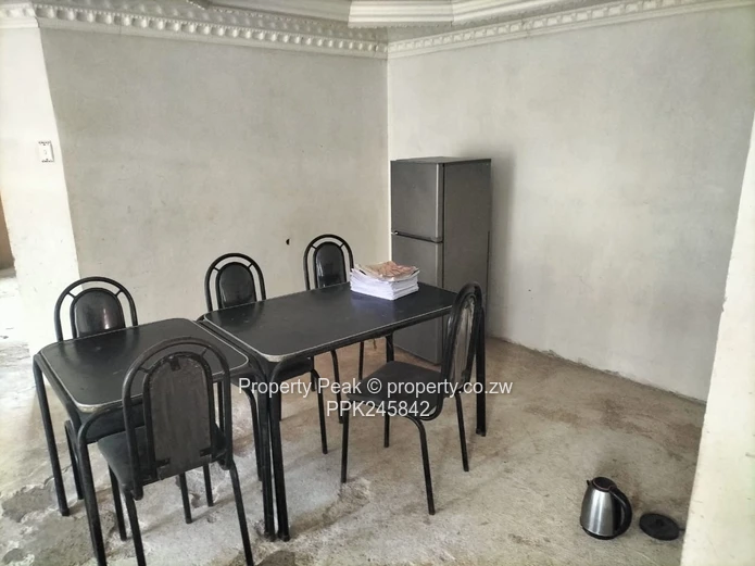 Double-Storey 4-Bed Home with Garage & Water Tank