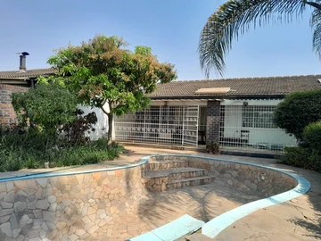 2 Bedroom Garden Flat