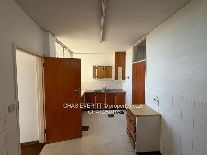 Investment Apartment With Stunning City Views - Kenilworth Towers, Ascot