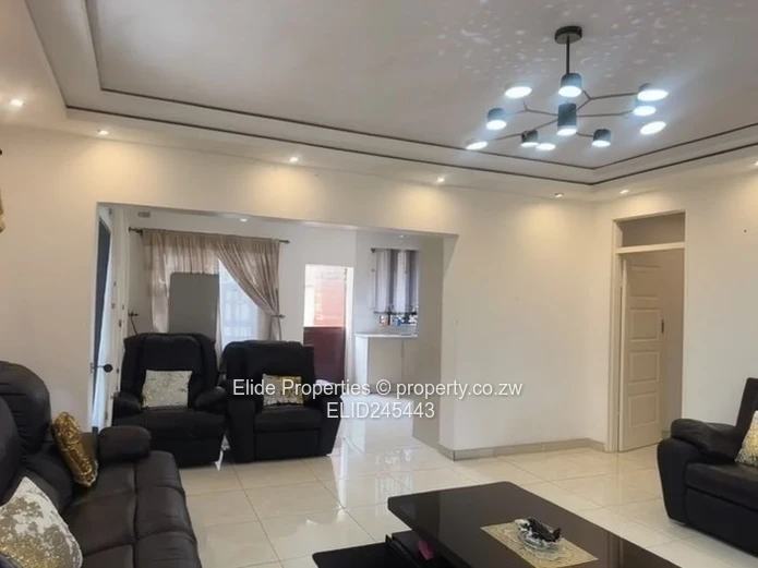 Tynwald: 4-Bed Tiled Split-Level Home with En-suite