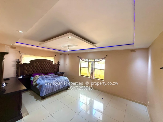 Modern 5-Bedroom Home Gillingham Estates, Dzivarasekwa Ext For Sale