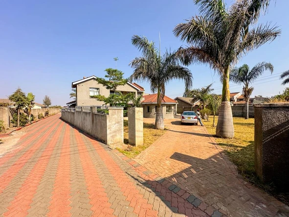 5 Bedroom House