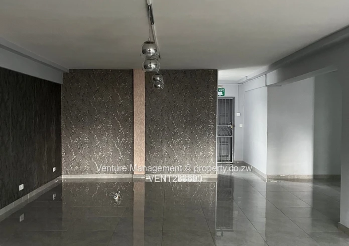 Shop for rent Highlands