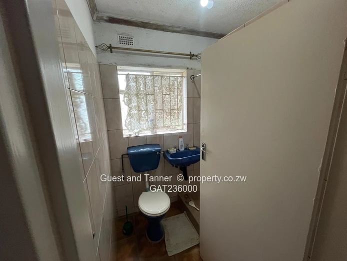 5 Bedroom House for Sale in Windsor Park Ruwa - With Deed of Transfer 